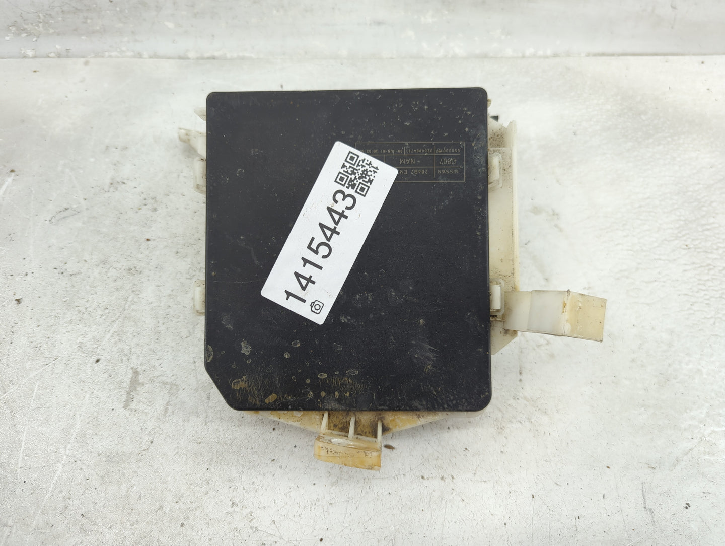 2007-2012 Nissan Versa Fusebox Fuse Box Panel Relay Module Fits Fits 2007 2008 2009 2010 2011 2012 OEM Used Auto Parts - Oem