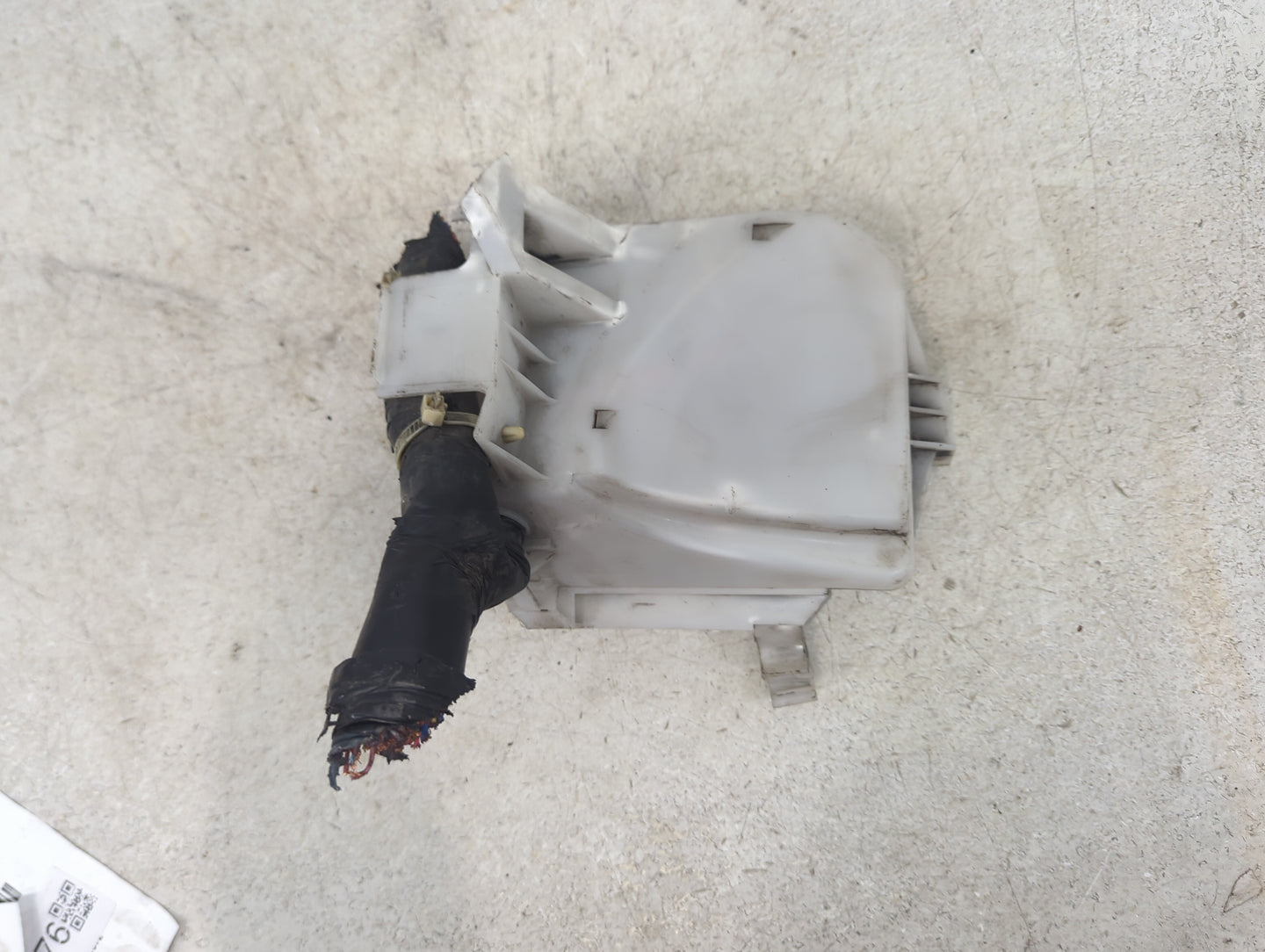 2007-2012 Nissan Versa Fusebox Fuse Box Panel Relay Module Fits Fits 2007 2008 2009 2010 2011 2012 OEM Used Auto Parts - Oem