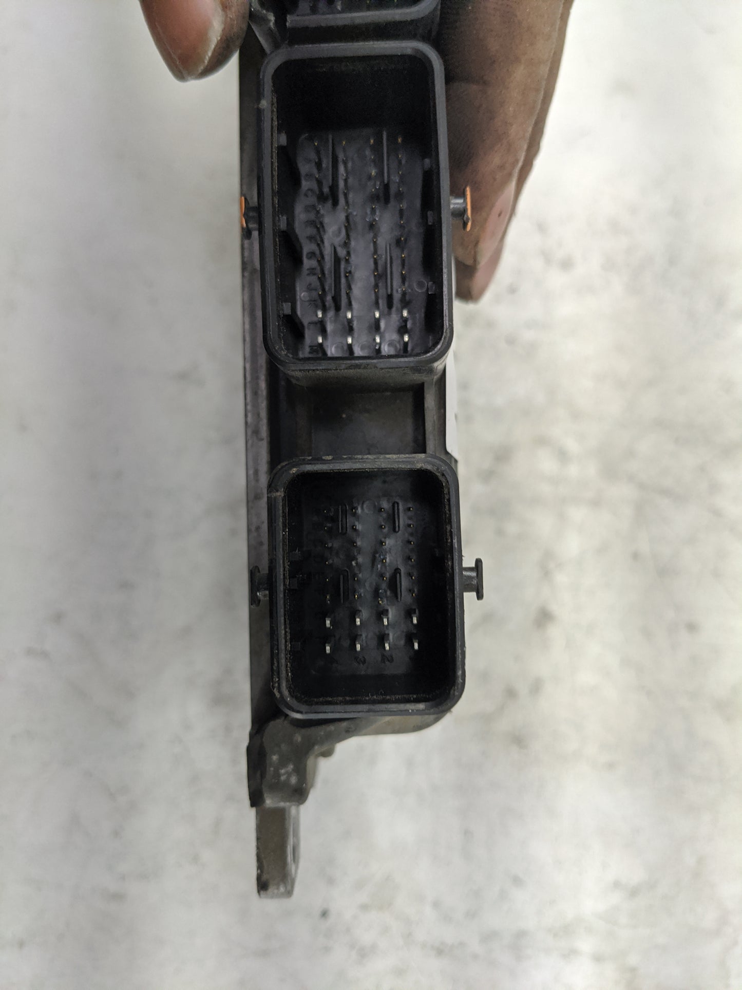 2009 Nissan Versa PCM Engine Control Computer ECU ECM PCU OEM P/N:MEC900-600 B1 Fits OEM Used Auto Parts - Oemusedautoparts1