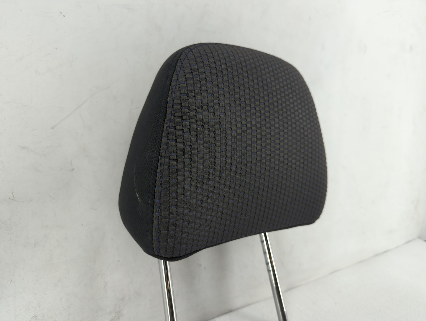2008-2009 Nissan Versa Headrest Head Rest Front Driver Passenger Seat Fits Fits 2008 2009 OEM Used Auto Parts - Oemusedautop