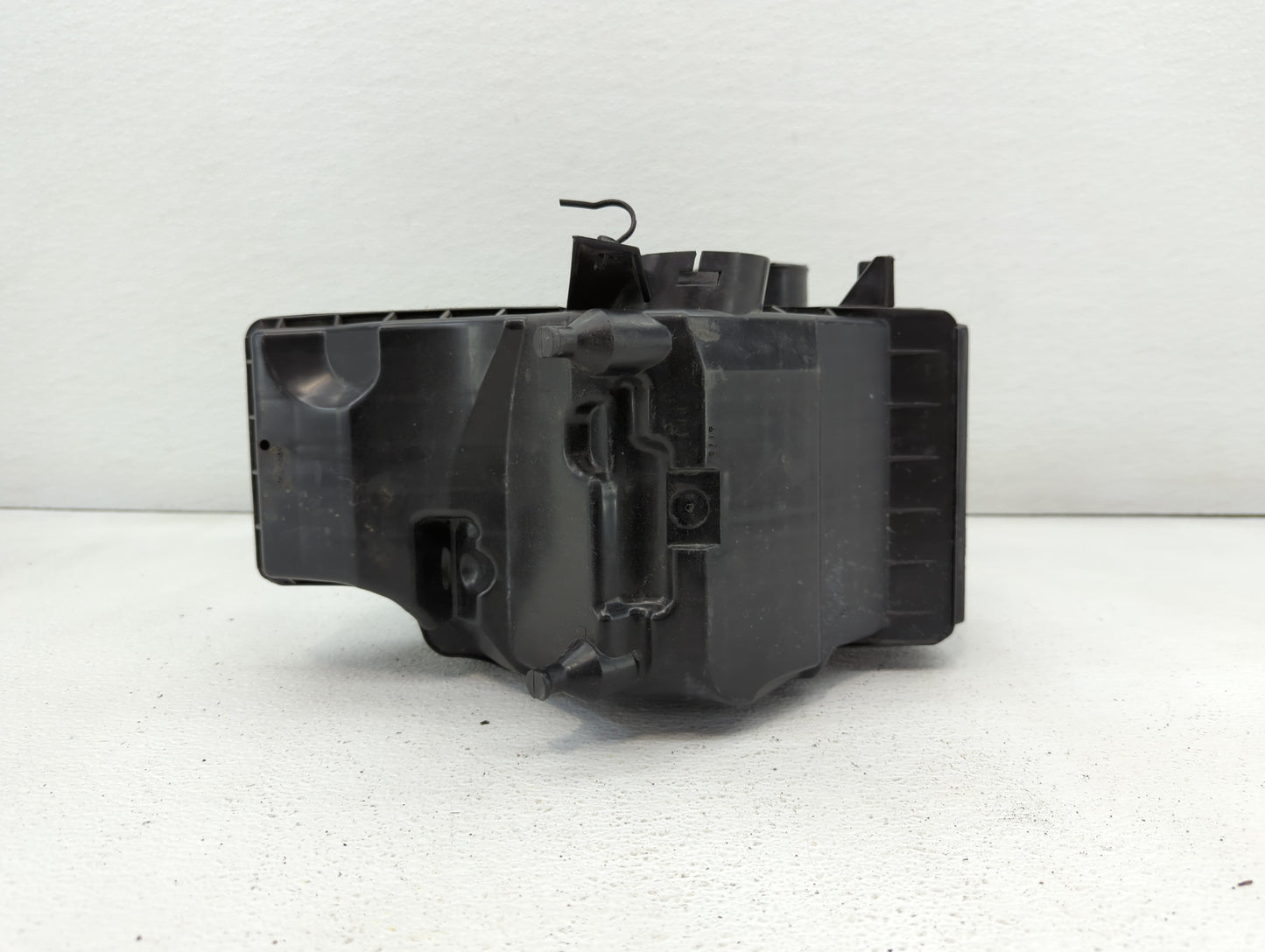 2007-2011 Nissan Versa Air Cleaner Intake-duct Hose Tube - Oemusedautoparts1.com