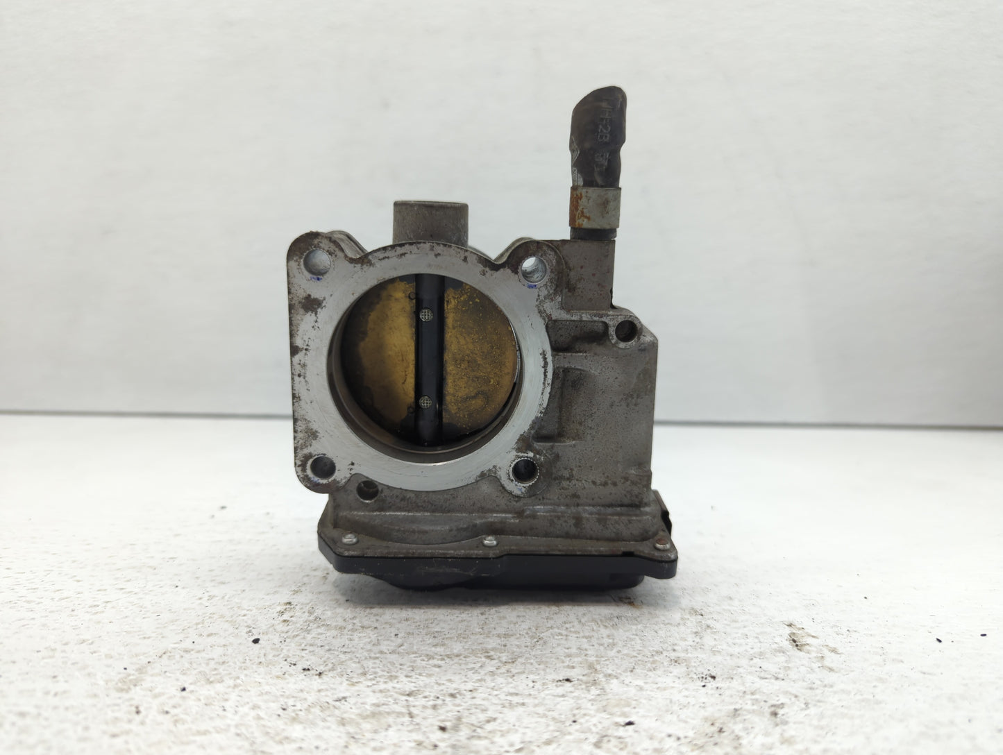 2007-2012 Nissan Versa Throttle Body P/N:8E26 01111 ET-A60-02 Fits OEM Used Auto Parts - Oemusedautoparts1.com