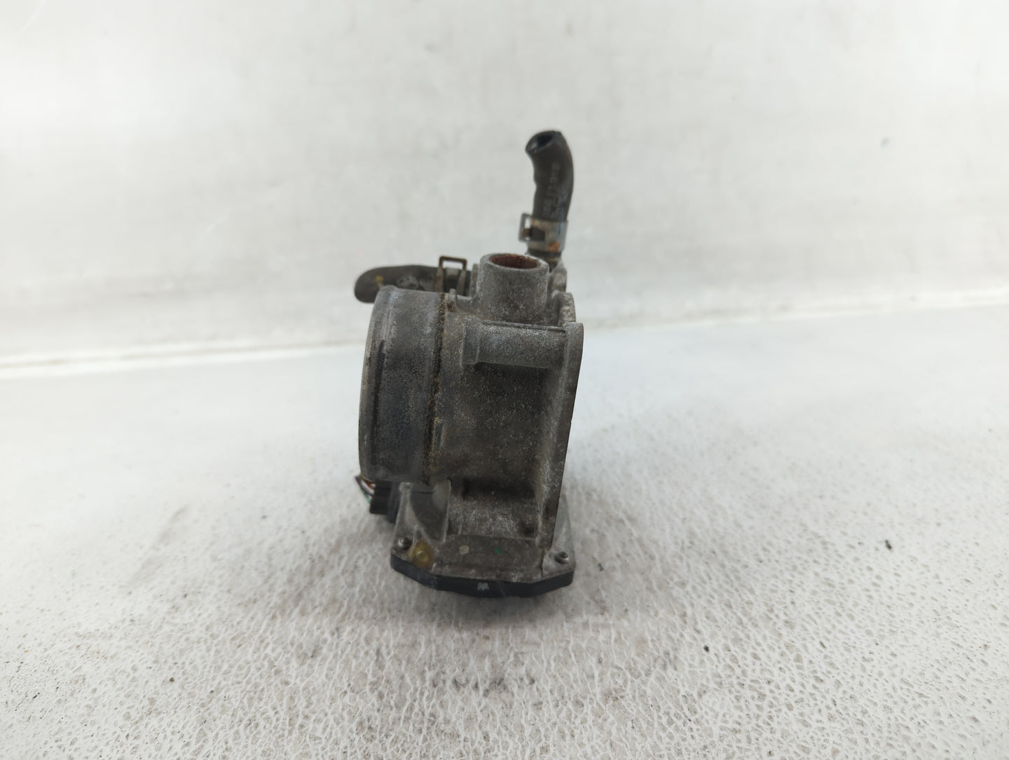 2007-2012 Nissan Versa Throttle Body P/N:ET-A60-02 B Fits OEM Used Auto Parts - Oemusedautoparts1.com