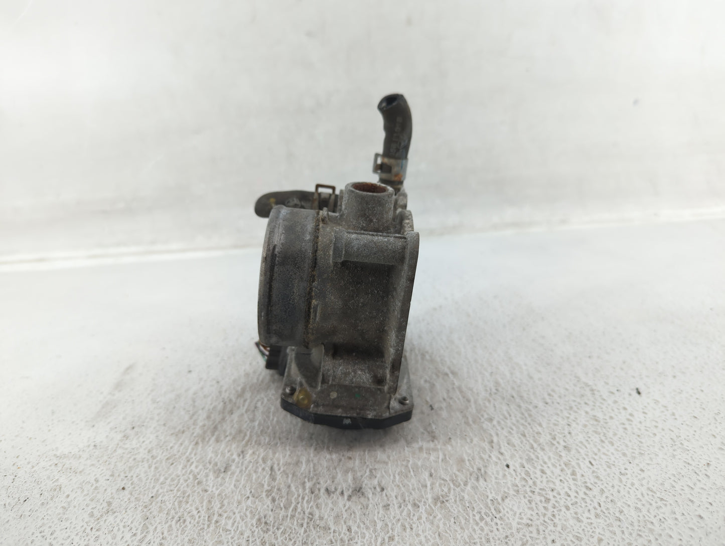 2007-2012 Nissan Versa Throttle Body P/N:ET-A60-02 B Fits OEM Used Auto Parts - Oemusedautoparts1.com
