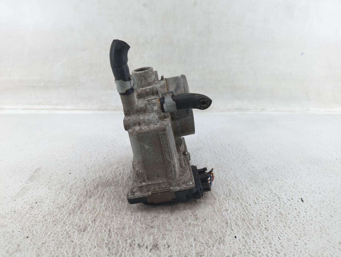2007-2012 Nissan Versa Throttle Body P/N:ET-A60-02 B Fits OEM Used Auto Parts - Oemusedautoparts1.com