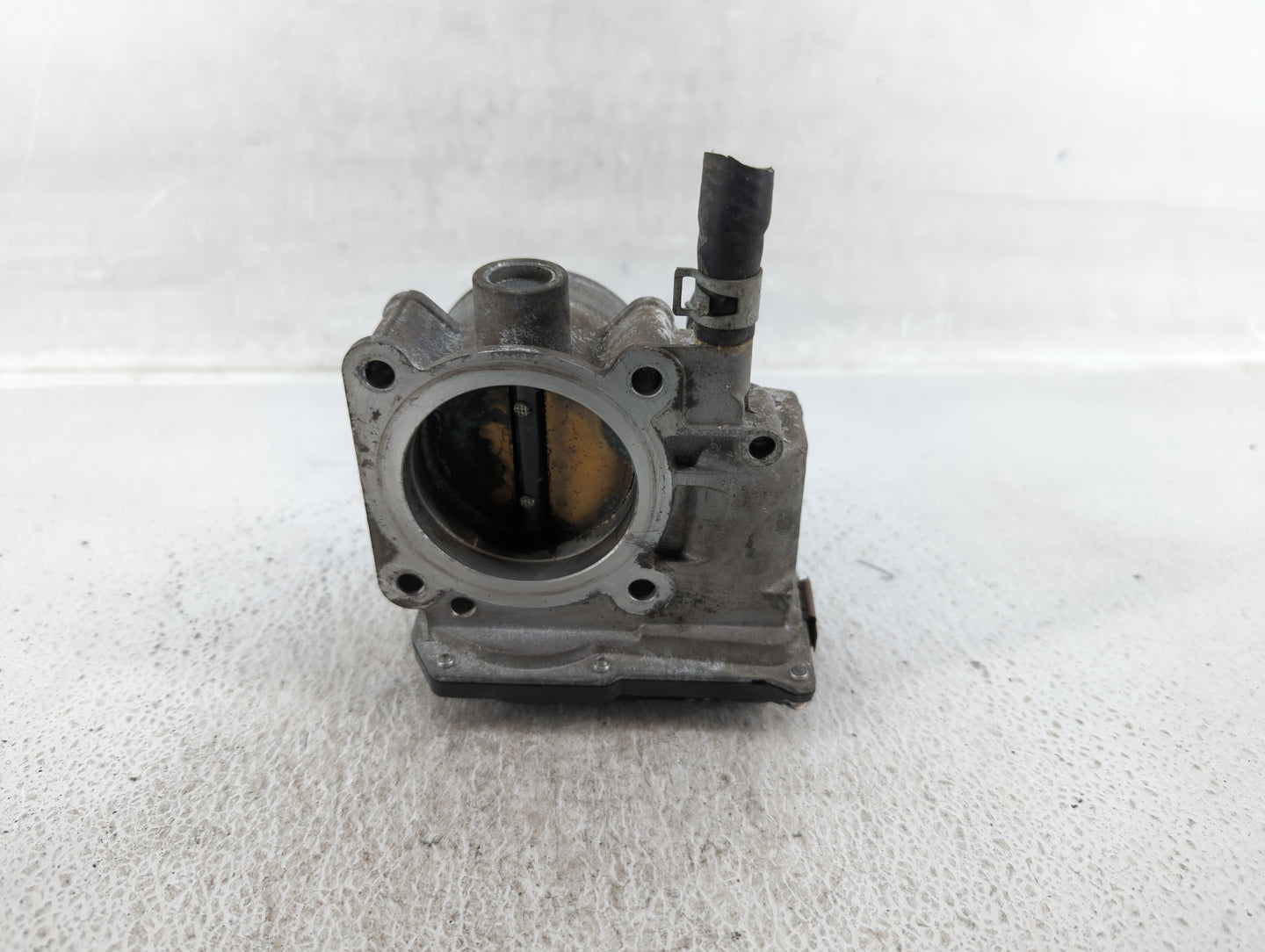 2007-2012 Nissan Versa Throttle Body P/N:ET-A60-02 B Fits OEM Used Auto Parts - Oemusedautoparts1.com