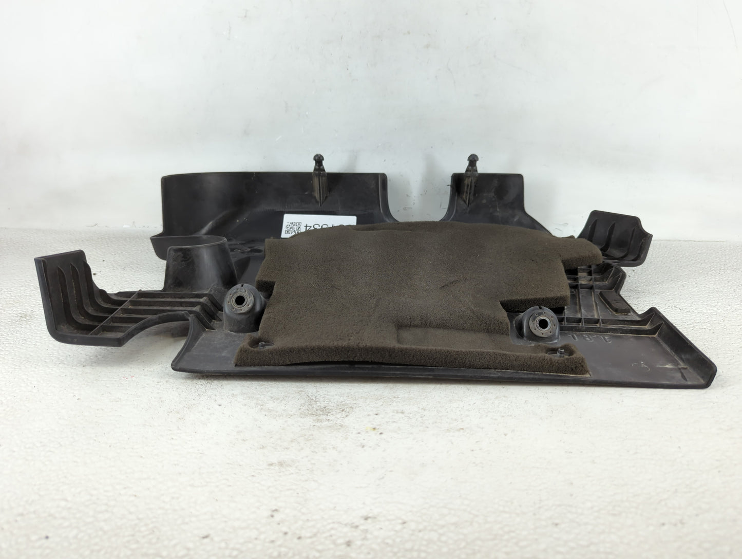 2009 Nissan Versa Engine Cover - Oemusedautoparts1.com