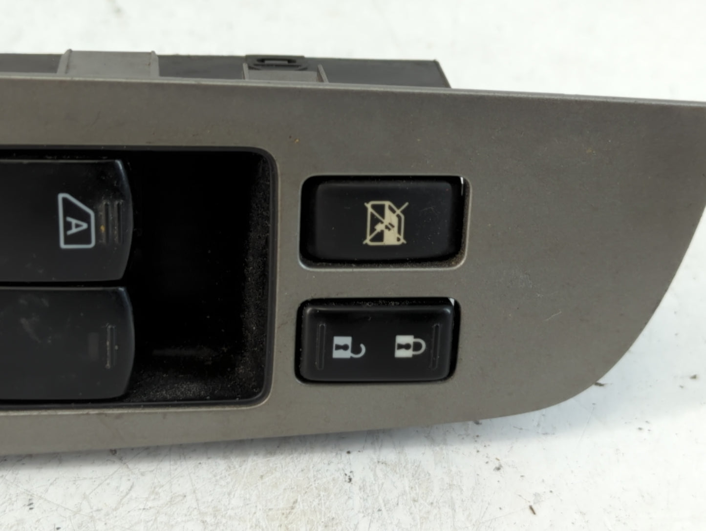 2007-2009 Nissan Versa Master Power Window Switch Replacement Driver Side Left Fits Fits 2007 2008 2009 OEM Used Auto Parts 