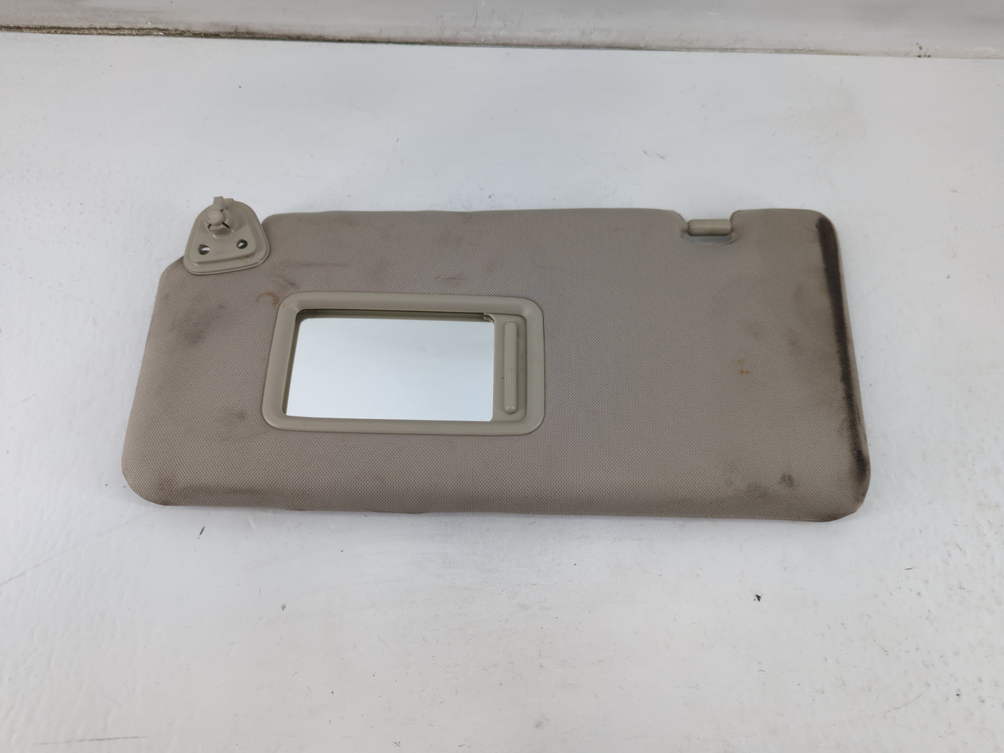 2007-2012 Nissan Versa Sun Visor Shade Replacement Passenger Right Mirror Fits Fits 2007 2008 2009 2010 2011 2012 OEM Used A
