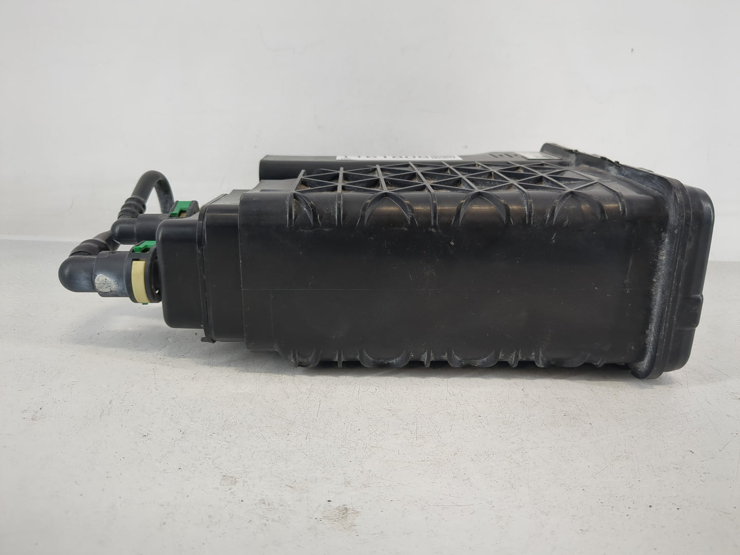 2009 Nissan Xterra Fuel Vapor Charcoal Canister - Oemusedautoparts1.com