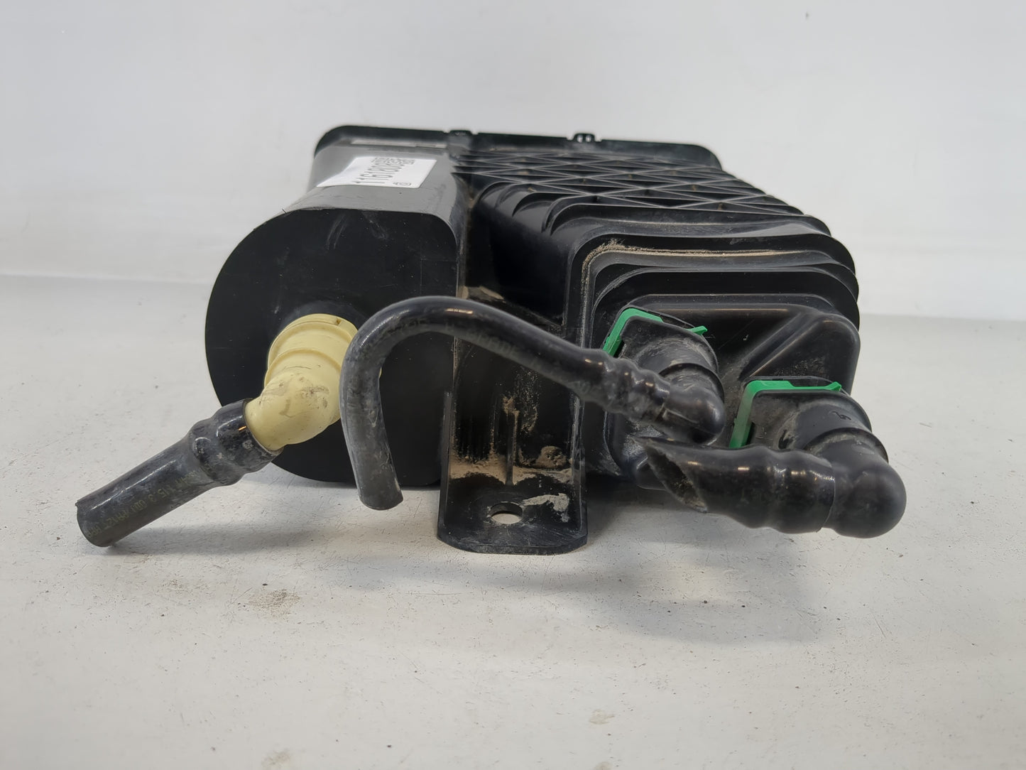 2009 Nissan Xterra Fuel Vapor Charcoal Canister - Oemusedautoparts1.com