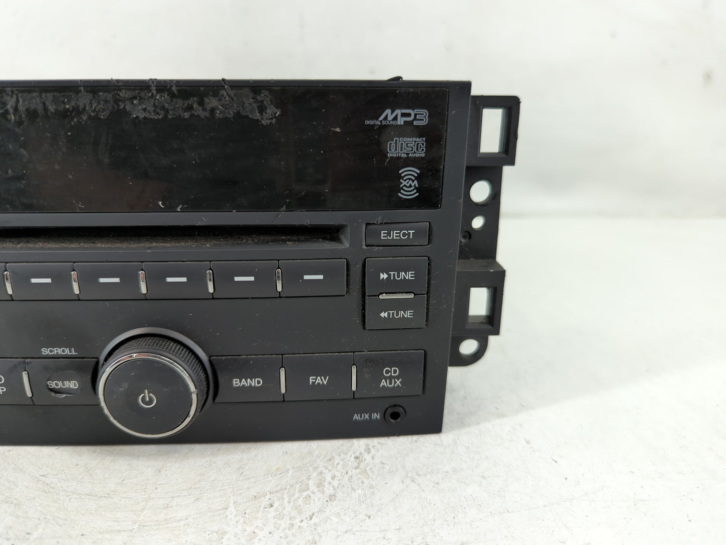 2009-2010 Pontiac G3 Radio AM FM Cd Player Receiver Replacement Fits Fits 2009 2010 OEM Used Auto Parts - Oemusedautoparts1.
