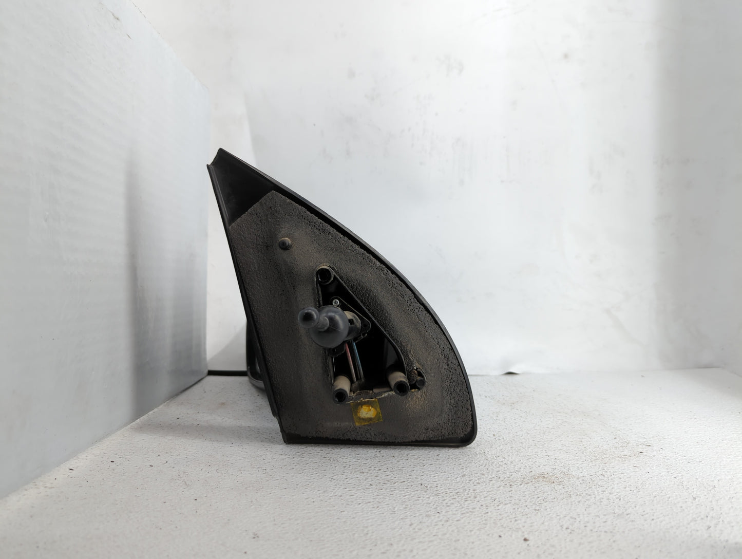 2009 Pontiac G3 Driver Side View Mirror - Left Door Mirror OEM Used - Oemusedautoparts1.com
