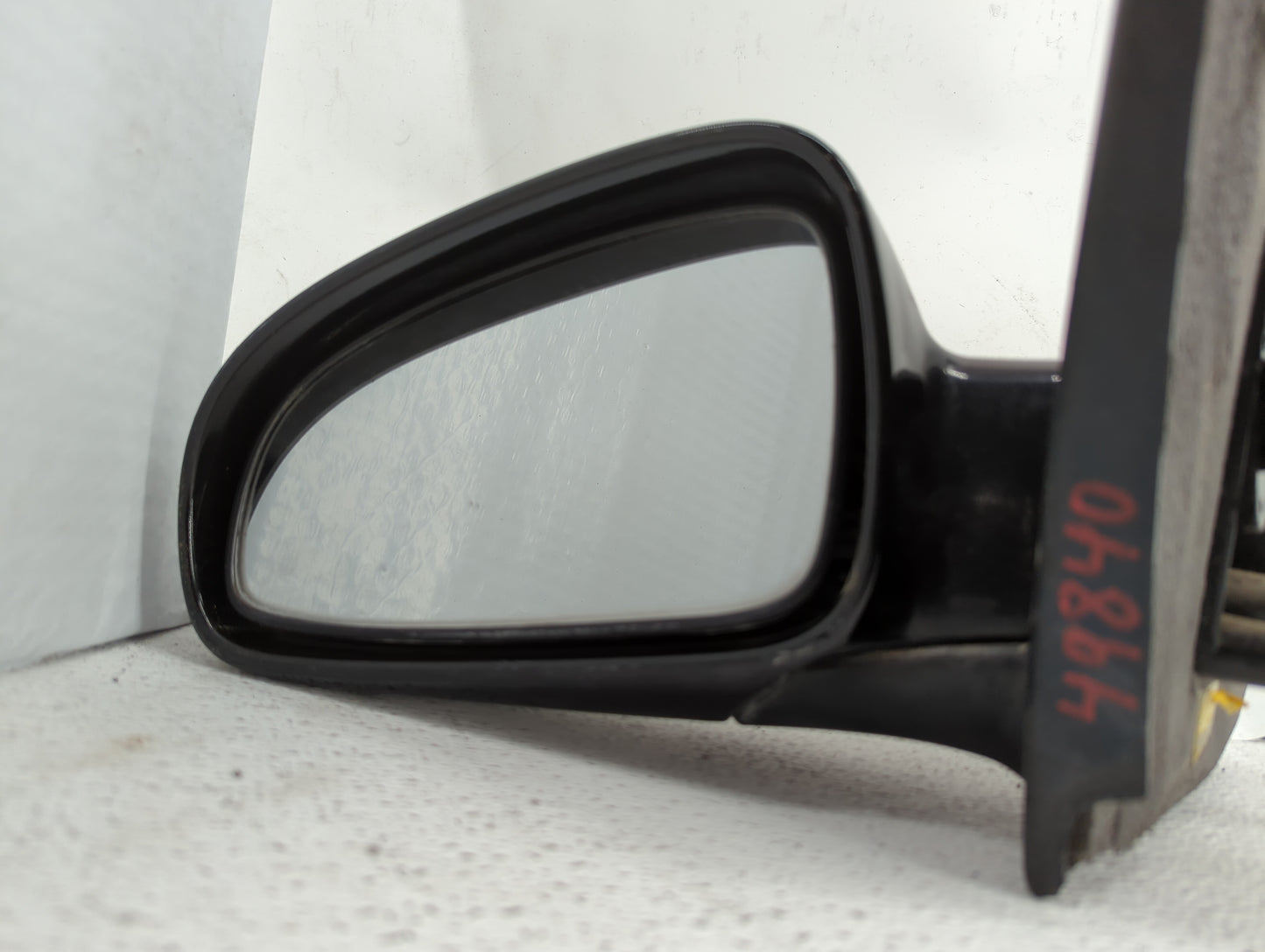 2009 Pontiac G3 Driver Side View Mirror - Left Door Mirror OEM Used - Oemusedautoparts1.com