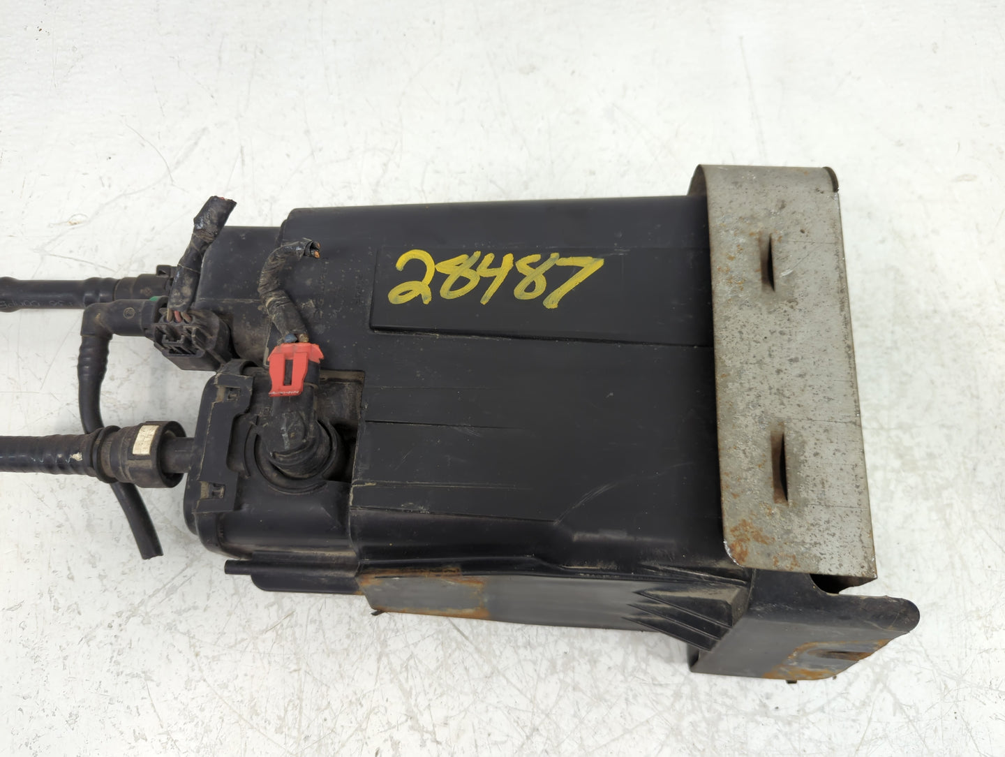 2009 Pontiac G5 Fuel Vapor Charcoal Canister - Oemusedautoparts1.com