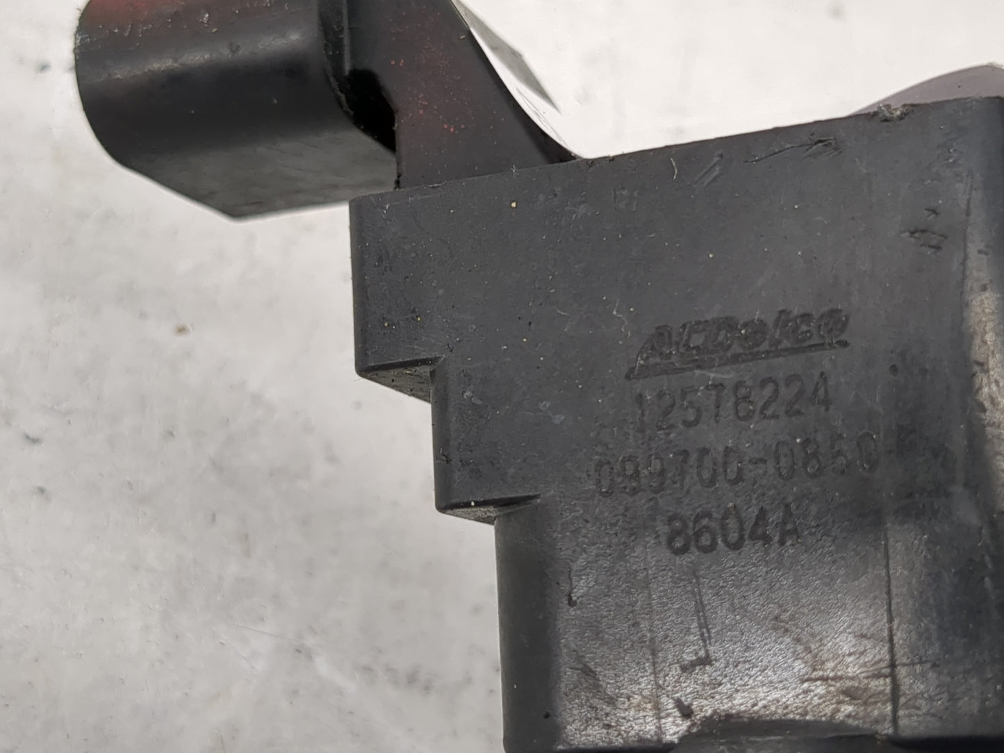 2007-2010 Pontiac G5 Ignition Coil Igniter Pack - Oemusedautoparts1.com