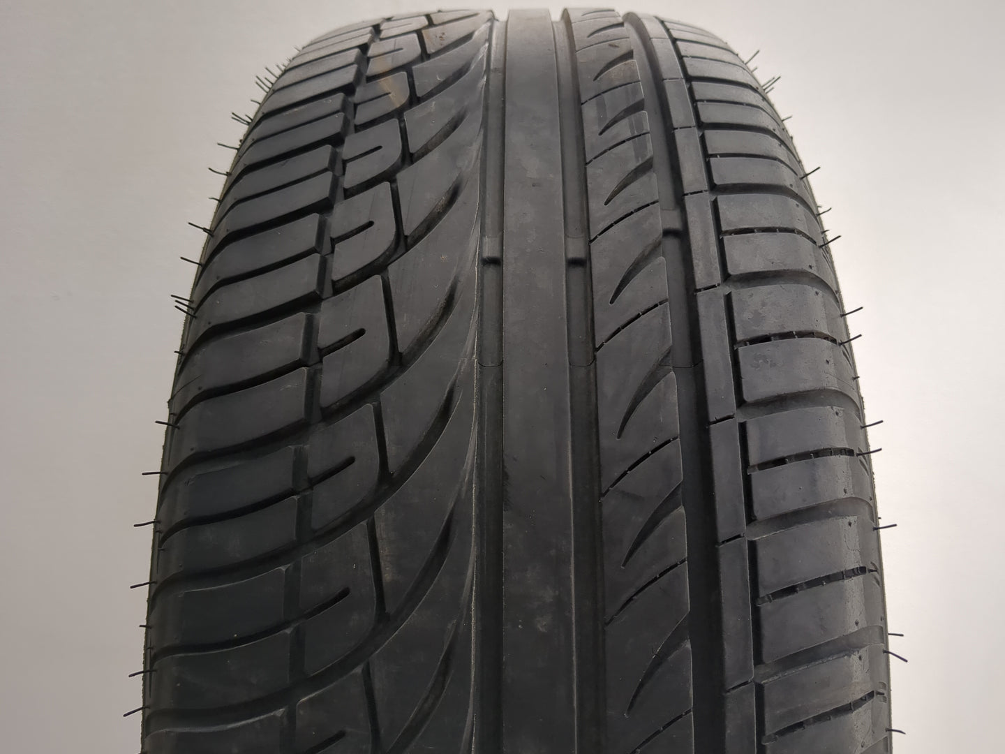 Used Tire 215/55R16 FULLWAY HP108 97W - Tread Depth 7/32 - Oemusedautoparts1.com