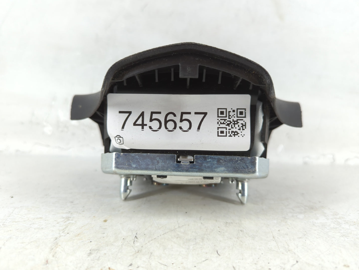 2007-2010 Pontiac G5 Air Bag Driver Left Steering Wheel Mounted Fits Fits 2007 2008 2009 2010 OEM Used Auto Parts - Oemuseda