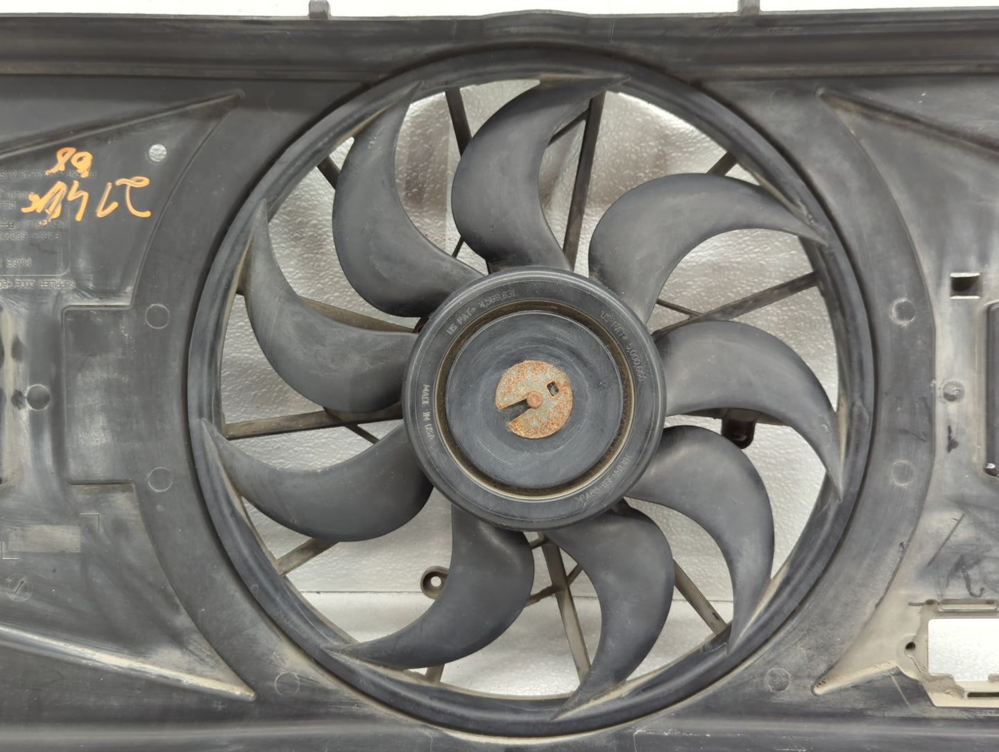 2007-2010 Pontiac G5 Left Radiator Fan Motor Assembly - Oemusedautoparts1.com