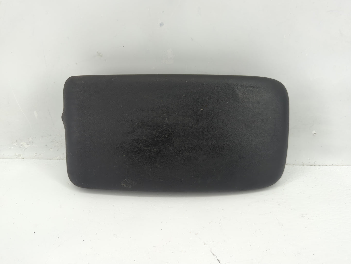2007-2010 Pontiac G5 Center Console Armrest Cover Lid Fits Fits 2005 2006 2007 2008 2009 2010 OEM Used Auto Parts - Oemuseda