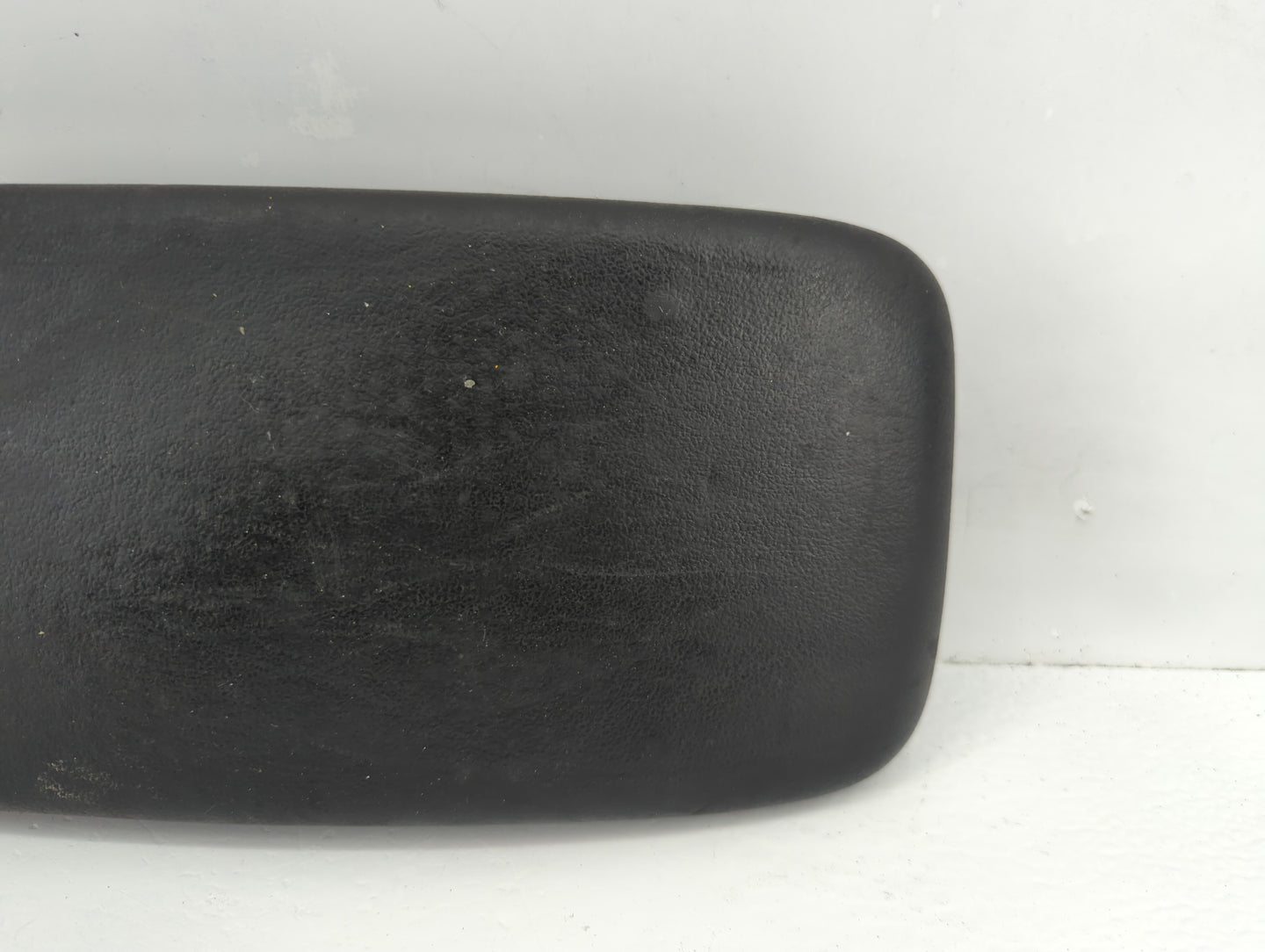2007-2010 Pontiac G5 Center Console Armrest Cover Lid Fits Fits 2005 2006 2007 2008 2009 2010 OEM Used Auto Parts - Oemuseda