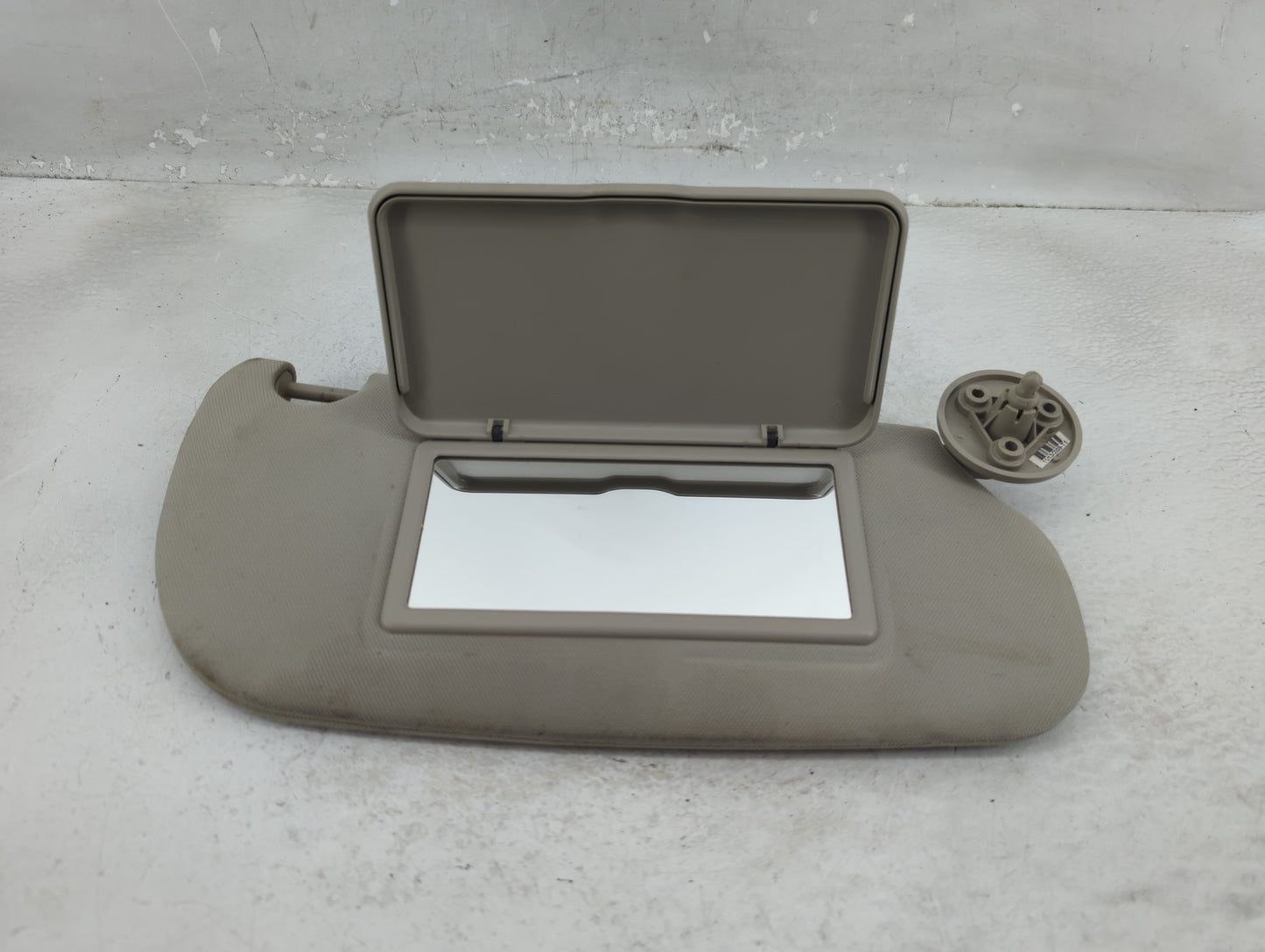 2007-2010 Pontiac G5 Sun Visor Shade Replacement Passenger Right Mirror Fits Fits 2007 2008 2009 2010 OEM Used Auto Parts - 