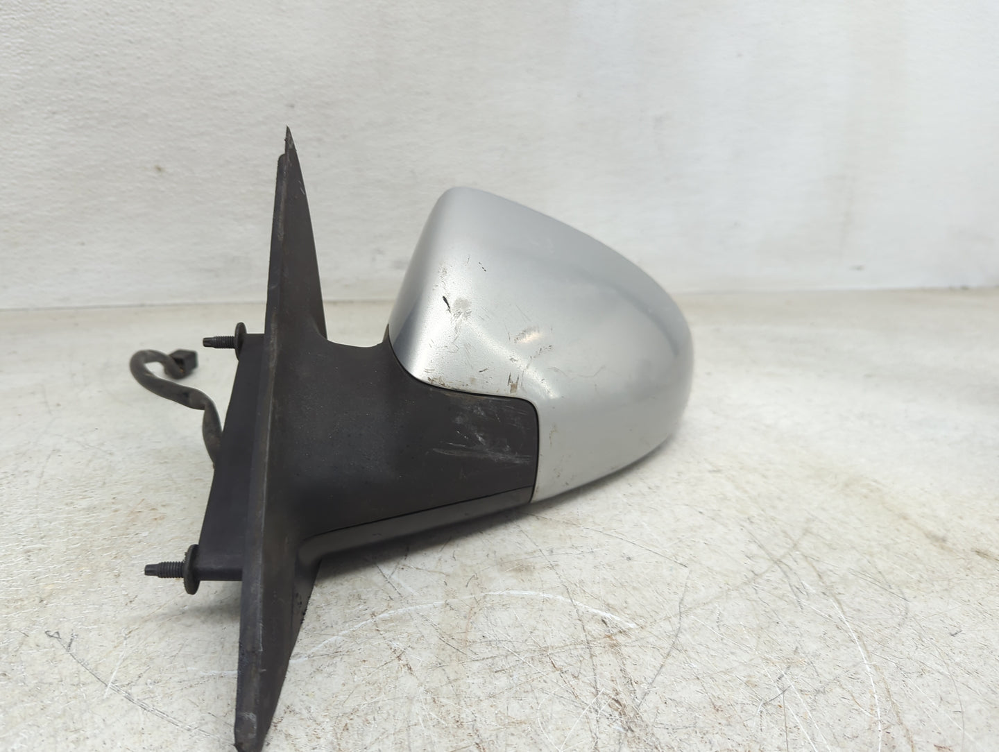 2008-2010 Pontiac G6 Driver Side View Mirror - Left Door Mirror OEM Used - Oemusedautoparts1.com