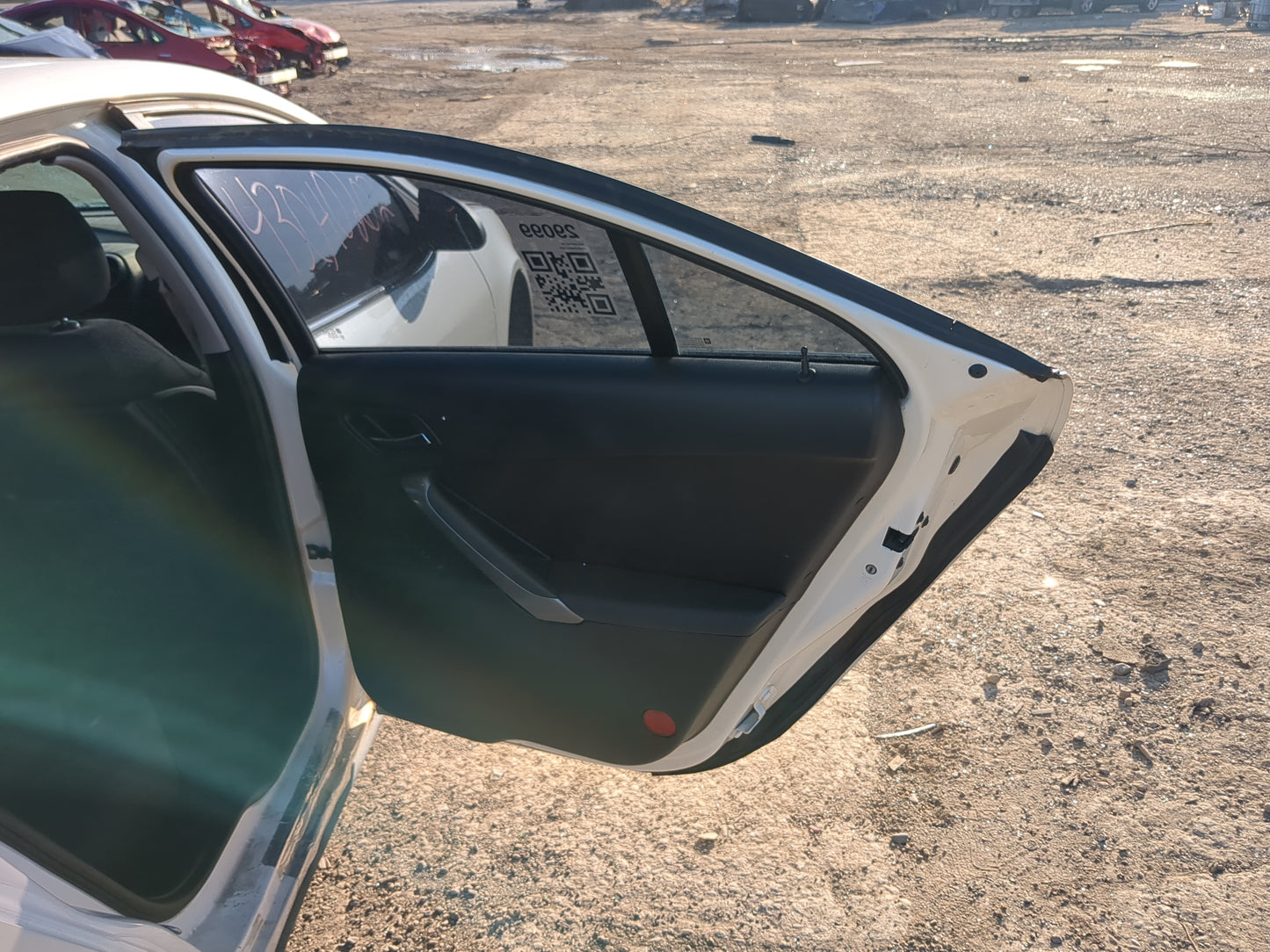 2005-2010 Pontiac G6 Passenger Rear Door Oem - Oemusedautoparts1.com