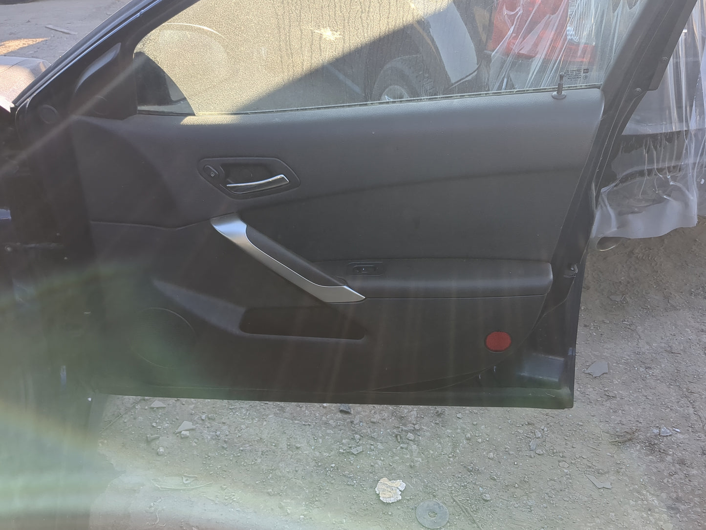 2005-2010 Pontiac G6 Passenger Front Door Oem 1198433 - Oemusedautoparts1.com