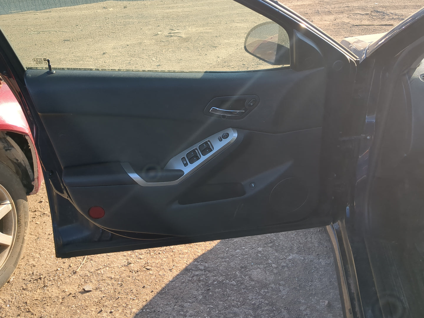 2009 Pontiac G6 Front Left Driver Interior Door Panel Trim 1198539 - Oemusedautoparts1.com