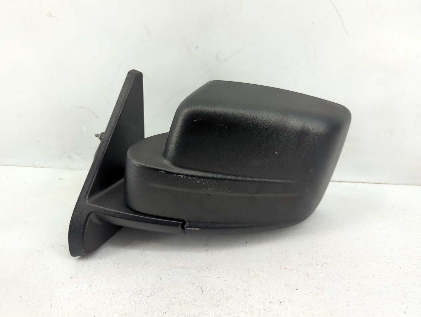 2005-2009 Pontiac G6 Driver Side View Mirror - Left Door Mirror OEM Used - Oemusedautoparts1.com