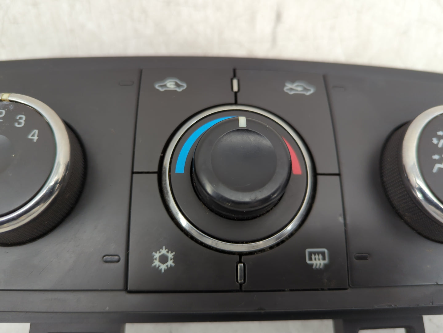 2009-2010 Pontiac G6 Climate Control Module Temperature AC/Heater Replacement P/N:28116115 Fits Fits 2009 2010 OEM Used Auto