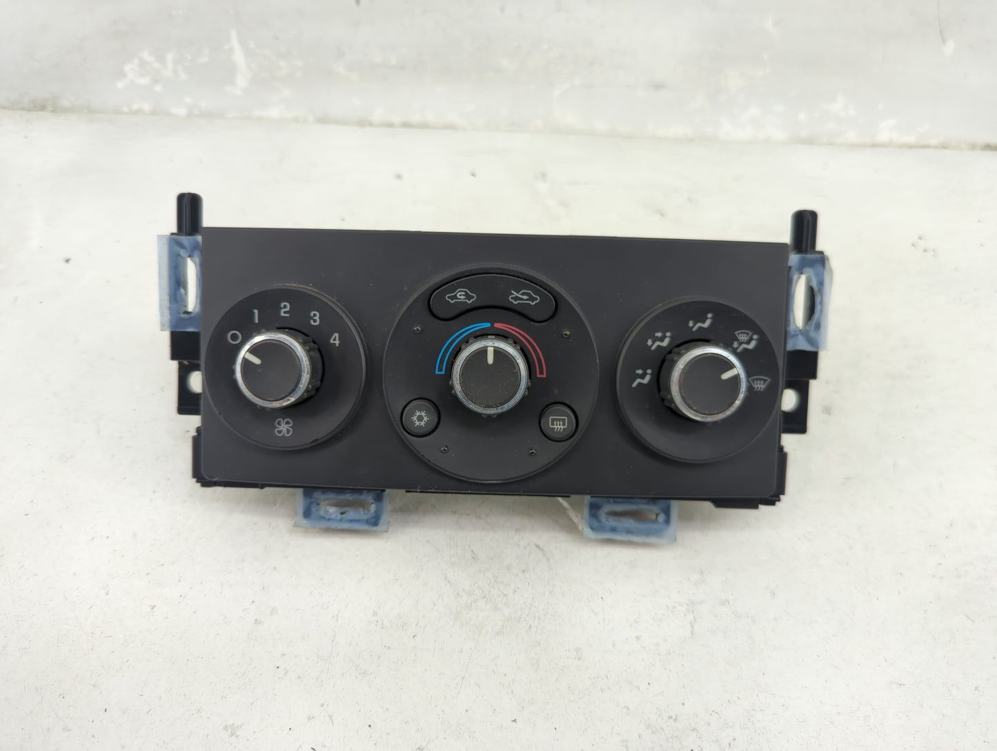 2005-2009 Pontiac G6 Climate Control Module Temperature AC/Heater Replacement P/N:28116116 25878428 Fits OEM Used Auto Parts