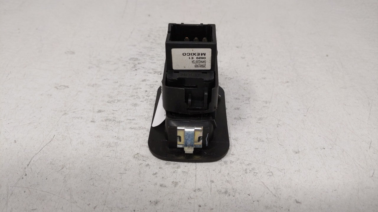 2009 Pontiac G6 Passeneger Right Power Window Switch 25801989 - Oemusedautoparts1.com
