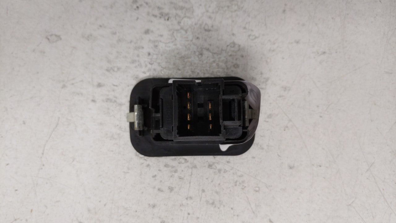 2009 Pontiac G6 Passeneger Right Power Window Switch 25801989 - Oemusedautoparts1.com