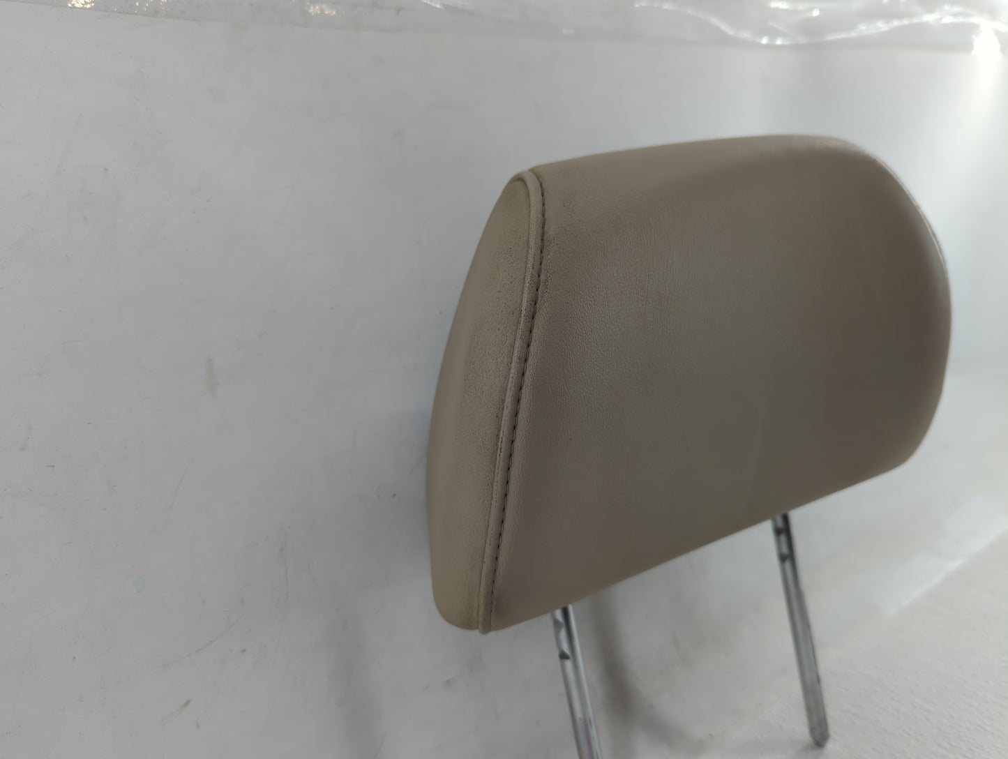 2008-2009 Pontiac G6 Headrest Head Rest Front Driver Passenger Seat Fits Fits 2008 2009 OEM Used Auto Parts - Oemusedautopar