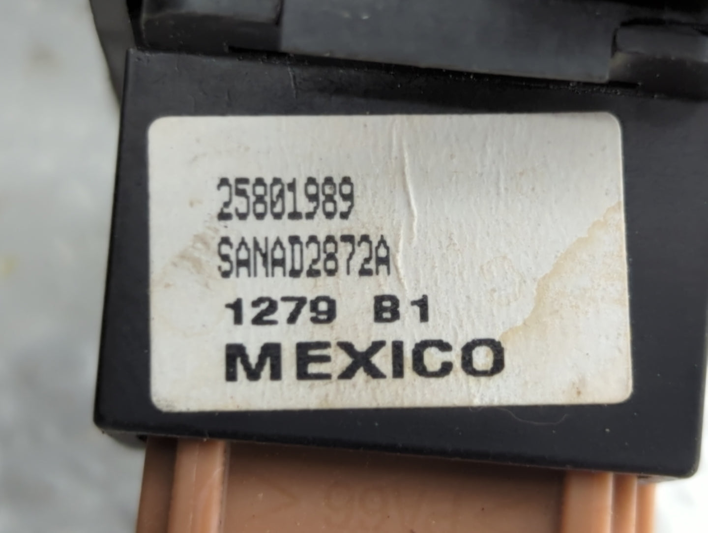 2009 Pontiac G6 Passenger Right Power Window Switch 25801989 - Oemusedautoparts1.com