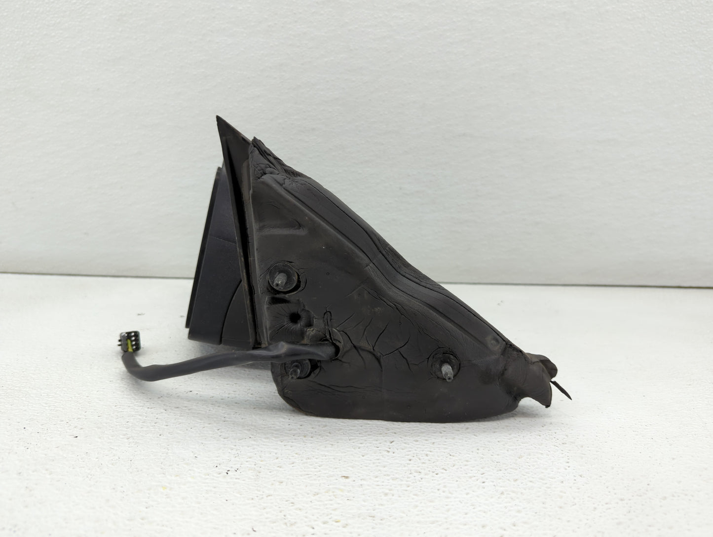 2005-2009 Pontiac G6 Driver Side View Mirror - Left Door Mirror OEM Used - Oemusedautoparts1.com