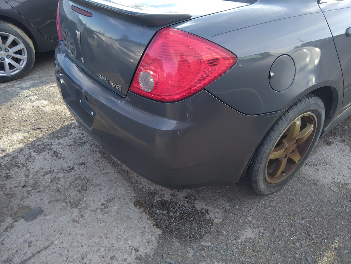 2009-2010 Pontiac G6 Rear Bumper Assembly Oem - Oemusedautoparts1.com