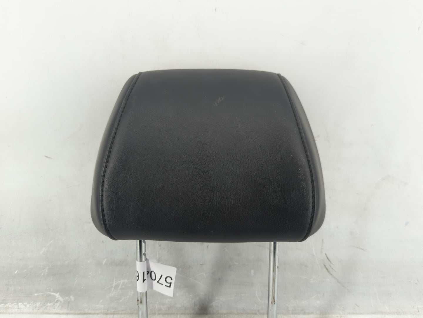2009 Pontiac G6 Headrest Head Rest Front Driver Passenger Seat Black - Oemusedautoparts1.com