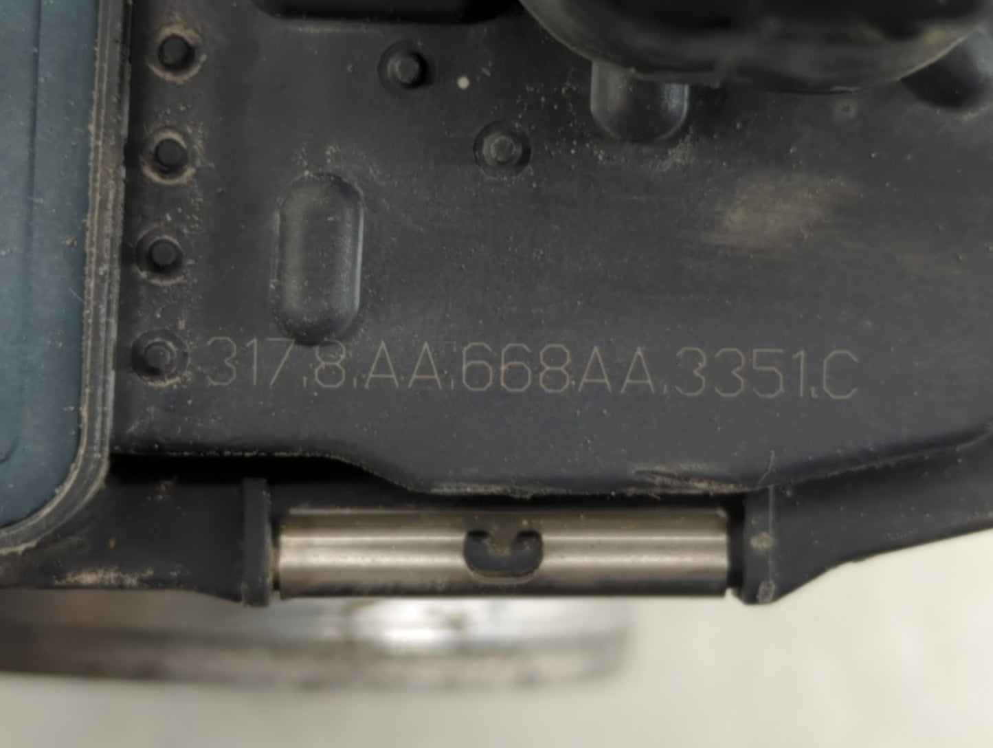 2008-2010 Pontiac G6 Throttle Body P/N:317 8 AA 668AA 3351 C Fits Fits 2007 2008 2009 2010 2011 2012 OEM Used Auto Parts - O