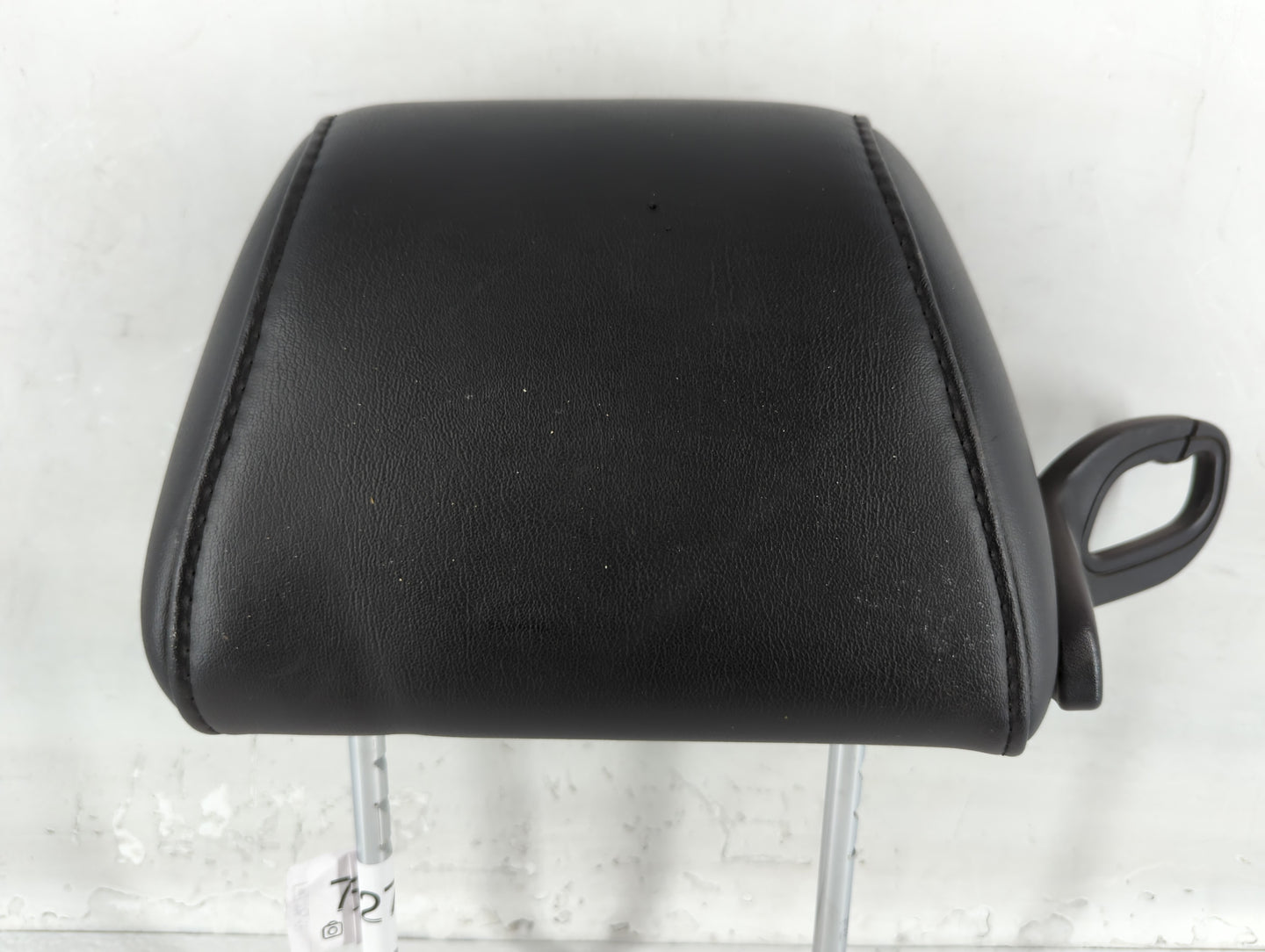 2008-2009 Pontiac G6 Headrest Head Rest Front Driver Passenger Seat Fits Fits 2008 2009 OEM Used Auto Parts - Oemusedautopar