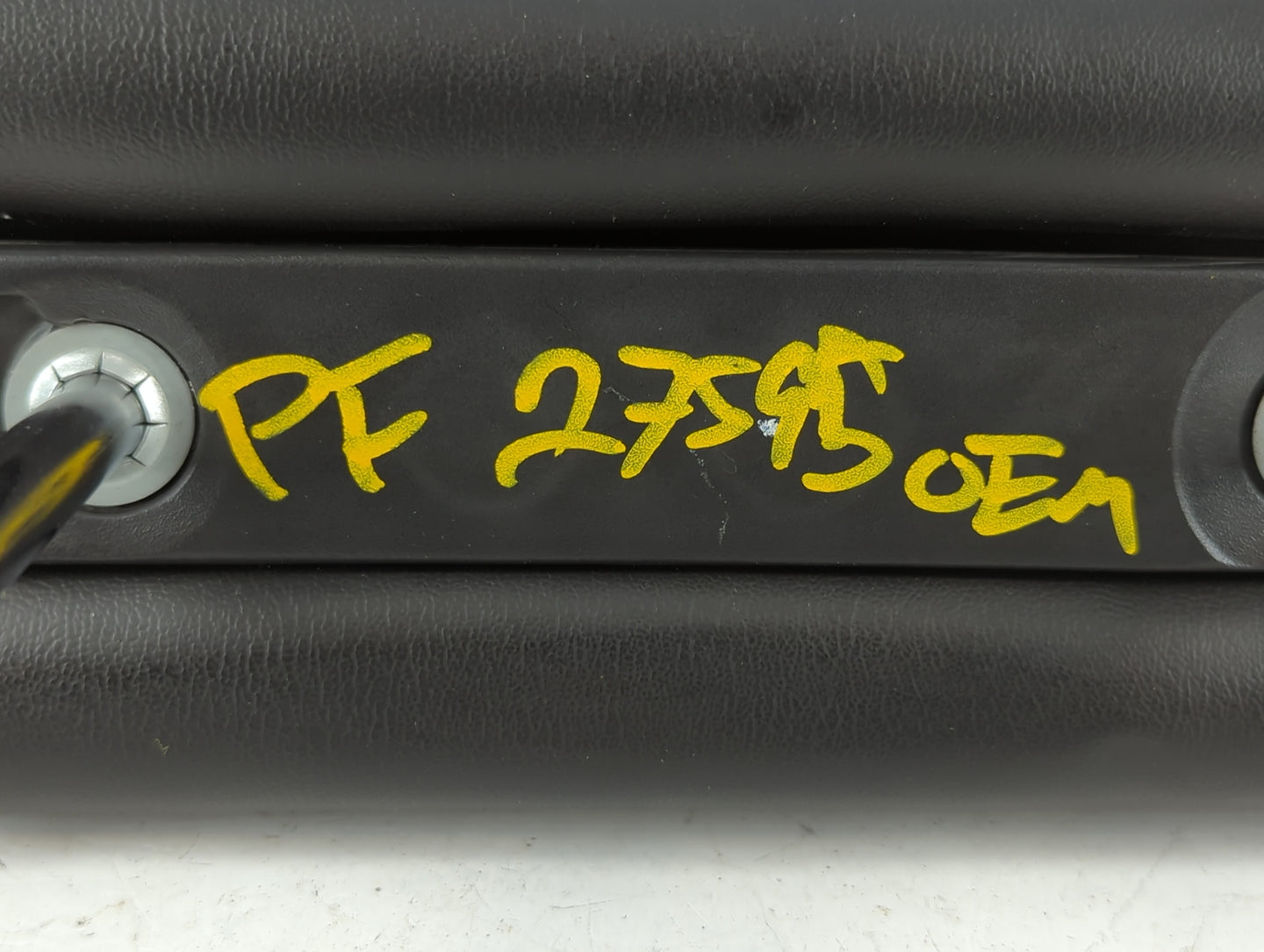 2008-2009 Pontiac G6 Headrest Head Rest Front Driver Passenger Seat Fits Fits 2008 2009 OEM Used Auto Parts - Oemusedautopar