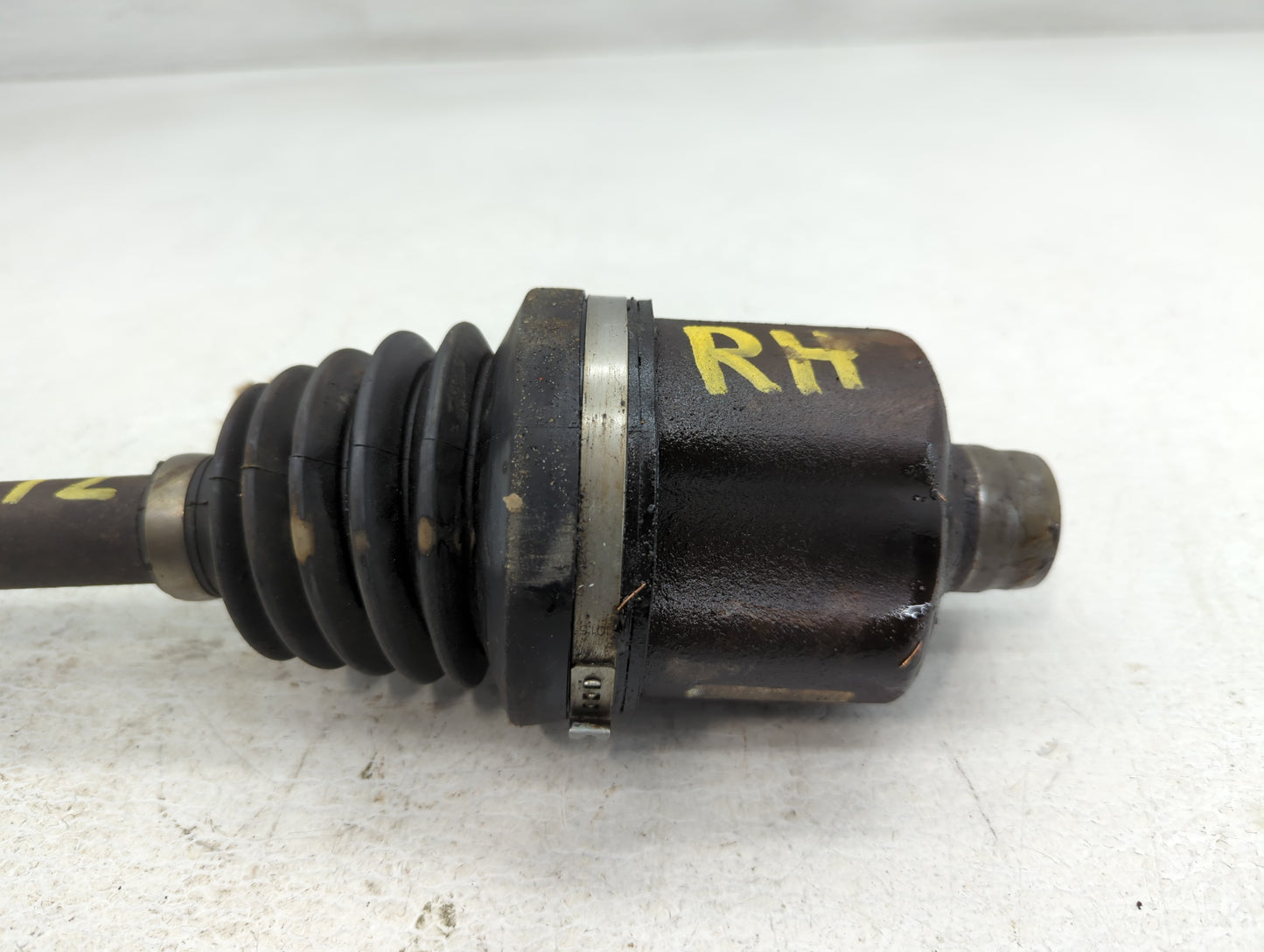 2006-2010 Pontiac G6 Axle Shaft Front Passenger Cv C/v - Oemusedautoparts1.com