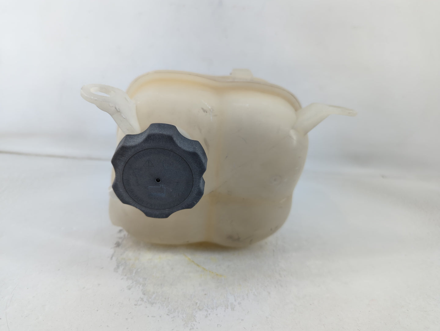 2007-2010 Pontiac G6 Radiator Coolant Overflow Expansion Tank Bottle - Oemusedautoparts1.com