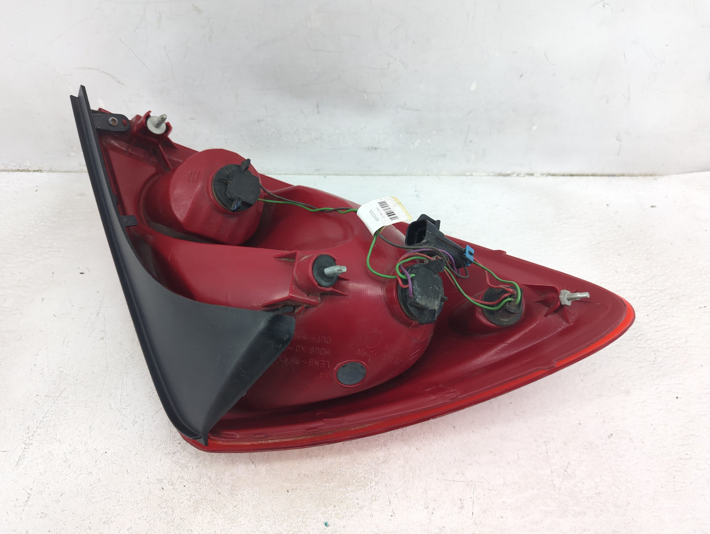 2005-2010 Pontiac G6 Tail Light Assembly Passenger Right OEM Fits Fits 2005 2006 2007 2008 2009 2010 OEM Used Auto Parts - O