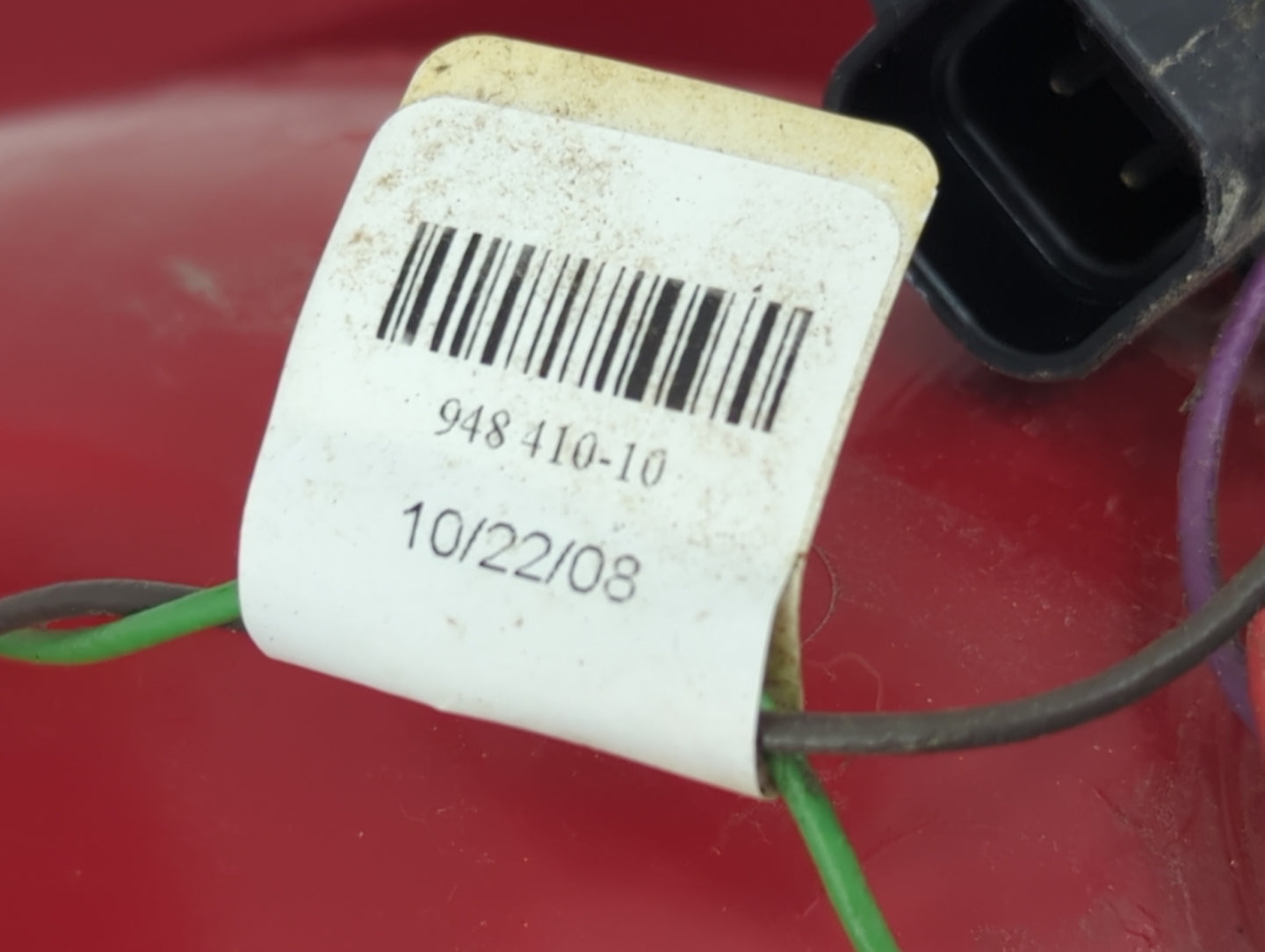 2005-2010 Pontiac G6 Tail Light Assembly Passenger Right OEM Fits Fits 2005 2006 2007 2008 2009 2010 OEM Used Auto Parts - O