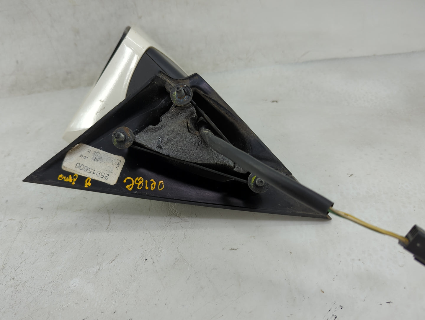 2009 Pontiac G6 Passenger Side View Mirror - Right Door Mirror OEM Used - Oemusedautoparts1.com