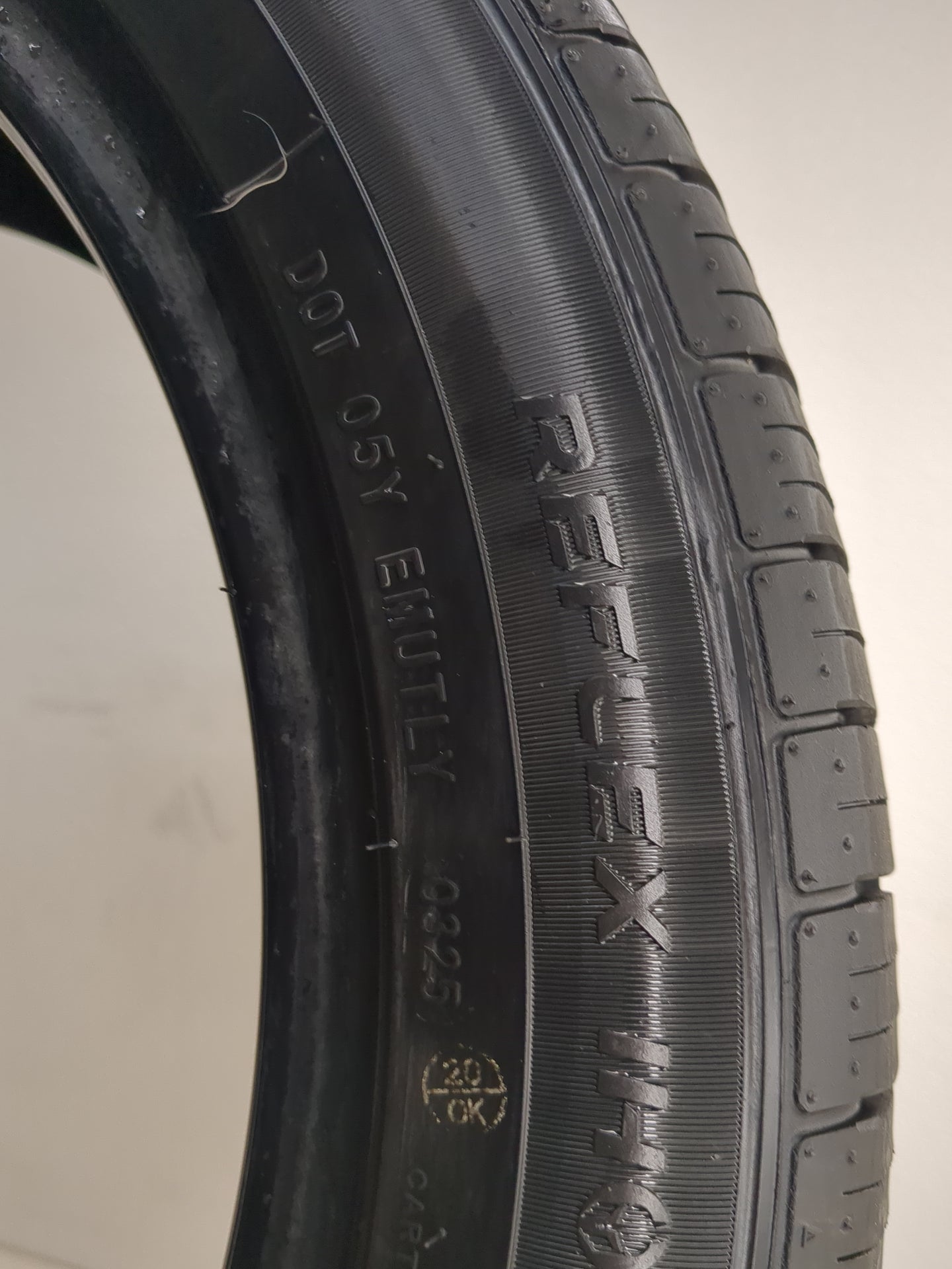 Used Tire 245/45R18 IRONHEAD REFLEX IHO1 100W - Tread Depth 11/32 - Oemusedautoparts1.com
