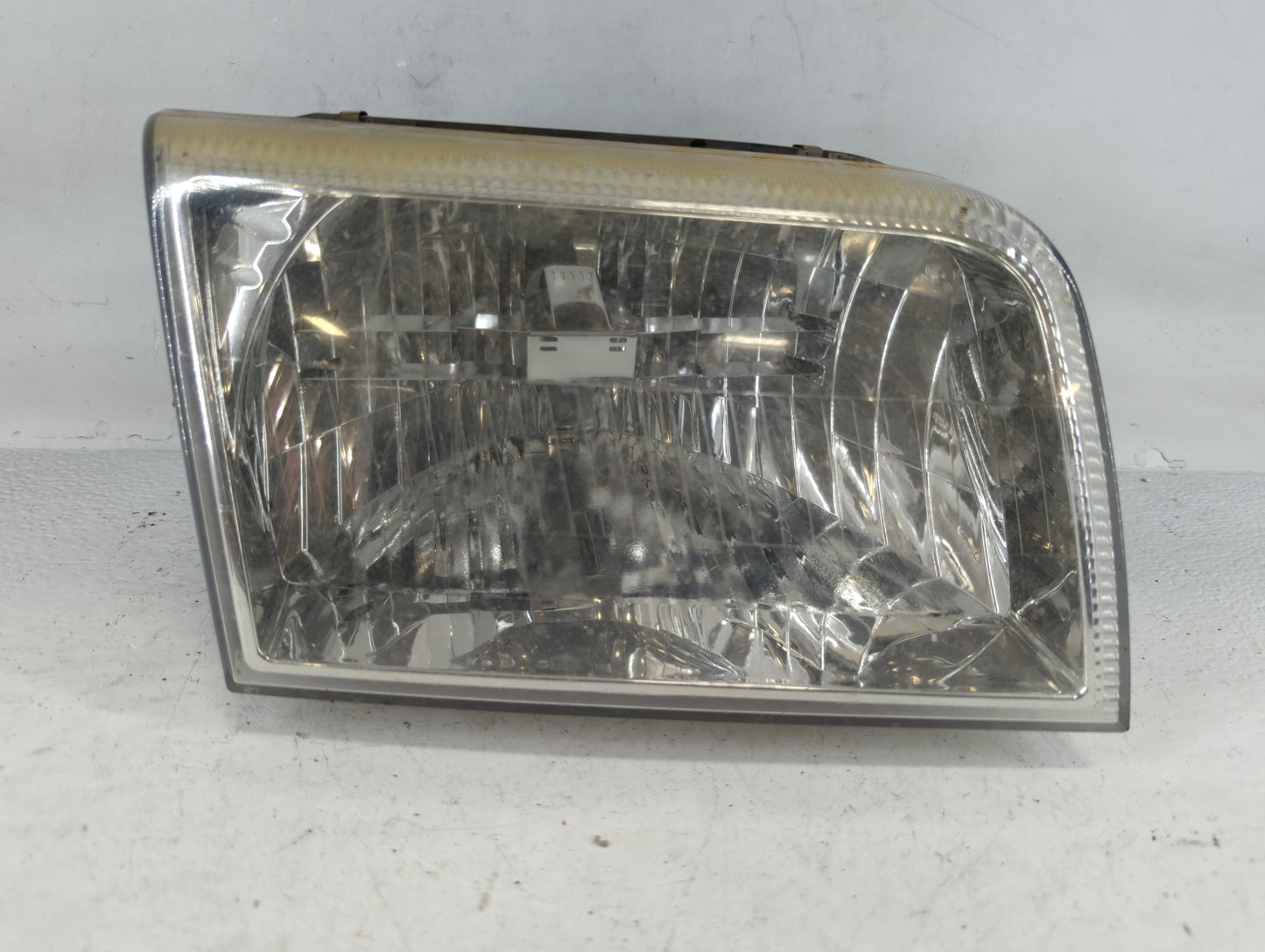 Pontiac Grand Am Passenger Right Oem Head Light Headlight Lamp - Oemusedautoparts1.com